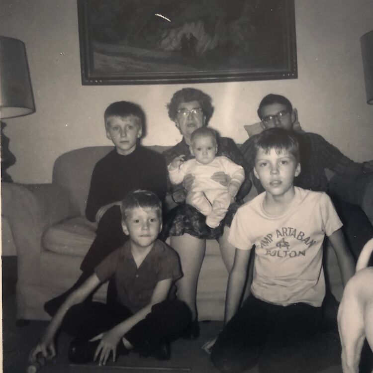 Lois Broad with four of her five boys. Two of them were born when the family was living on Glendonwynne.