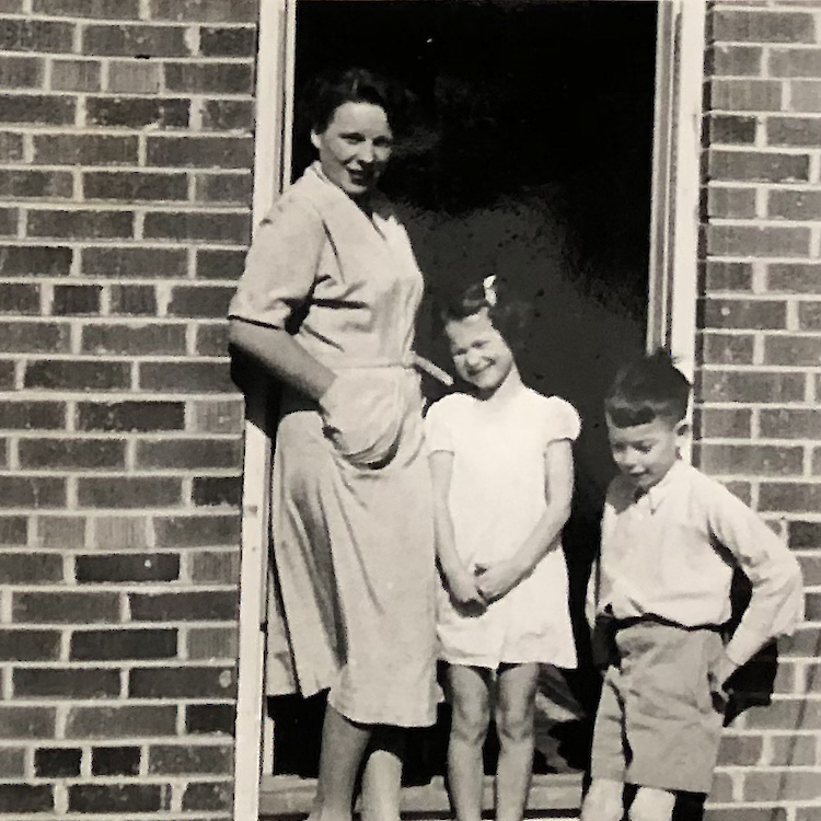 Lois, her mother and brother on the steps at 19 Langden Ave.