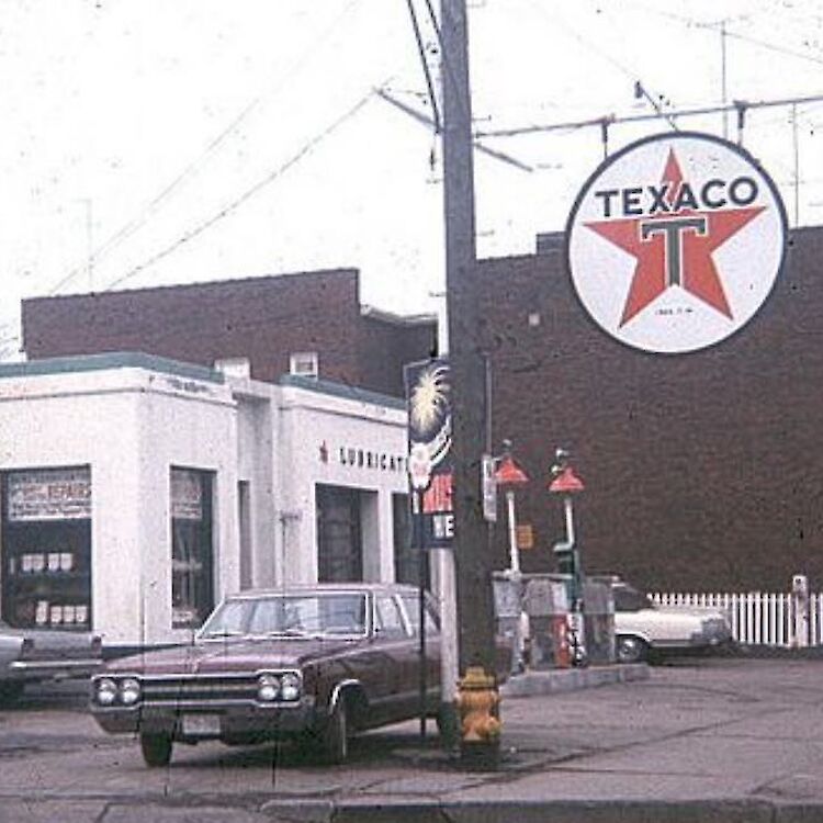 A Toronto Texaco station in the 1950s