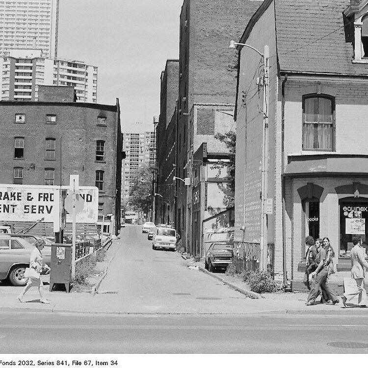 The Bohemian Embassy was located at 7 St. Nicholas St. in the hay loft of a former livery building.