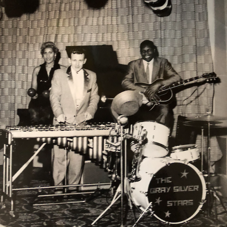 Alminta Dawson with the band
