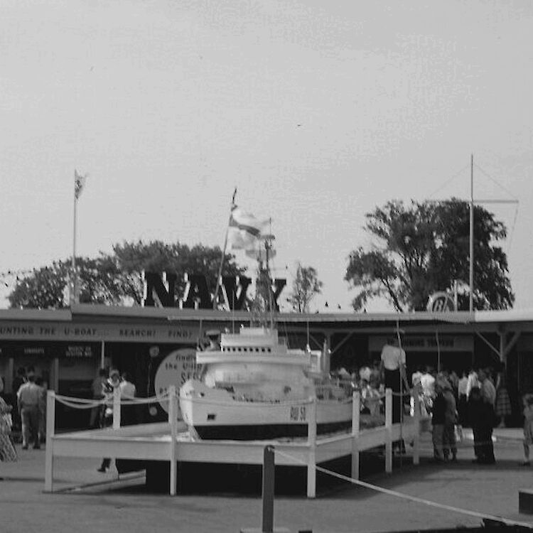 The Canadian Navy had an exhibit at the CNE in the 1950s. (Photo courtesy of Toronto Archives.)