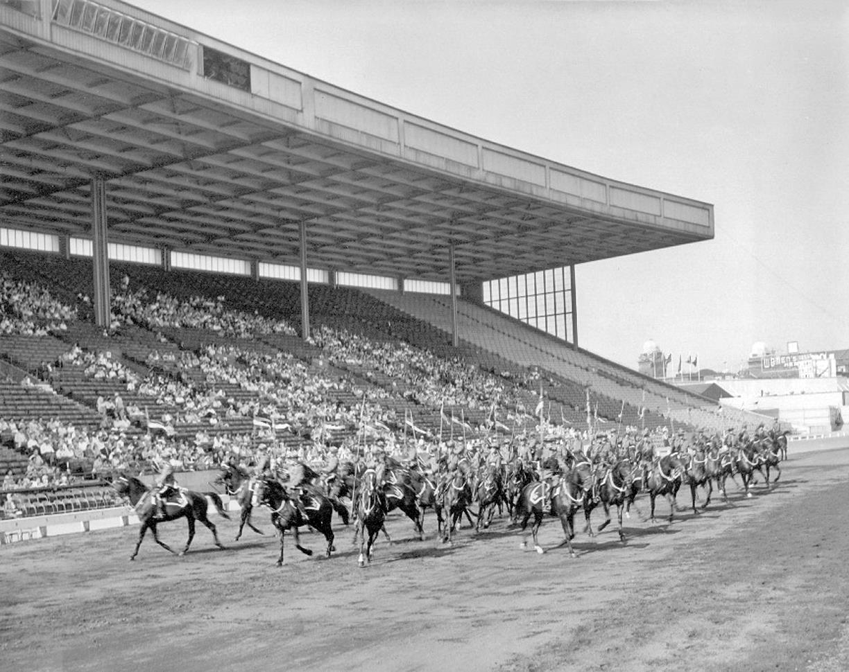 One day while walking behind the CNE Grandstand, Bill found a full wallet. (Photo courtesy of the Toronto Archives.)