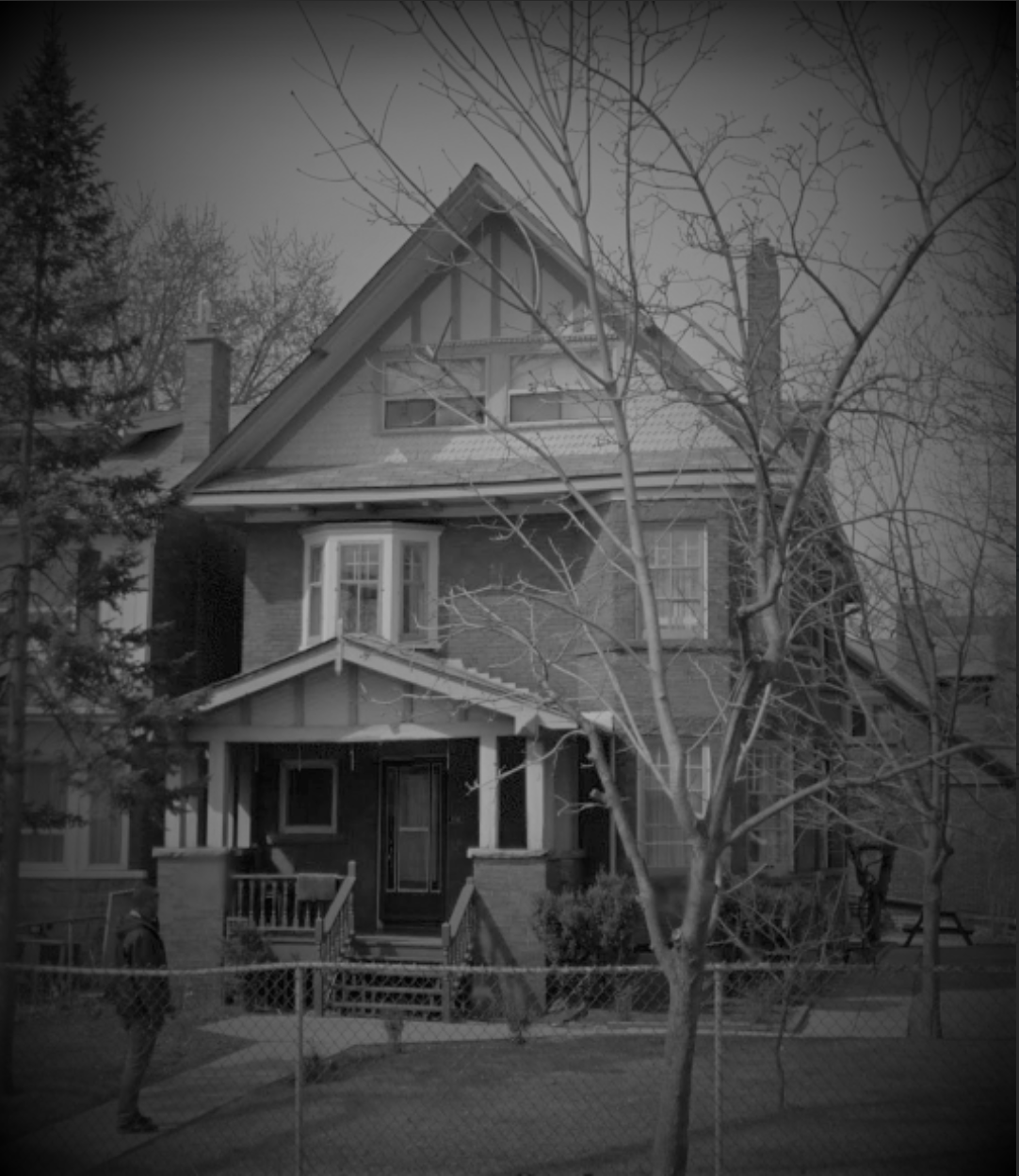 Jerome McNicholl's aunts lived at 202 High Park Ave.