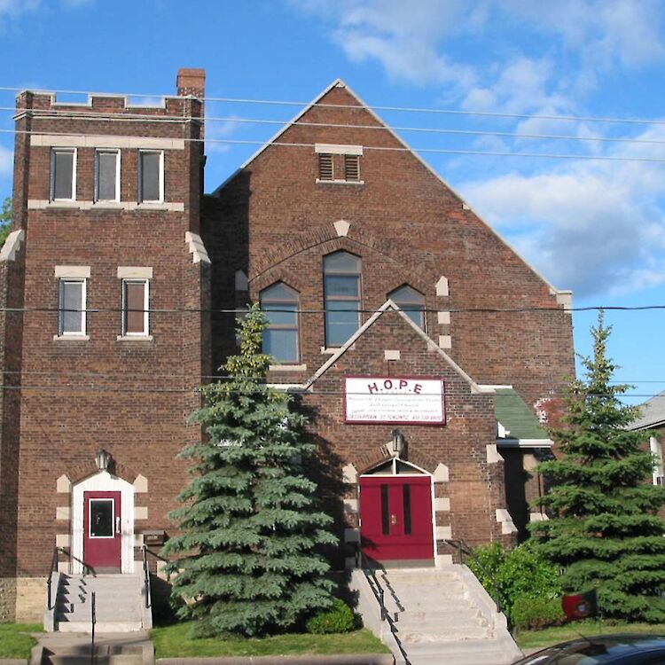 The Dufferin Street Presbyterian Church closed in 1993. (Photo by Bob Krawczyk, courtesy of the Architectural Conservancy Toronto.)