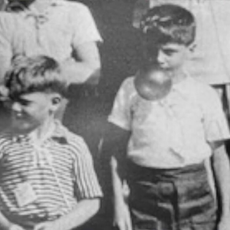 Don Bunn (left) with his brother Syl as boys